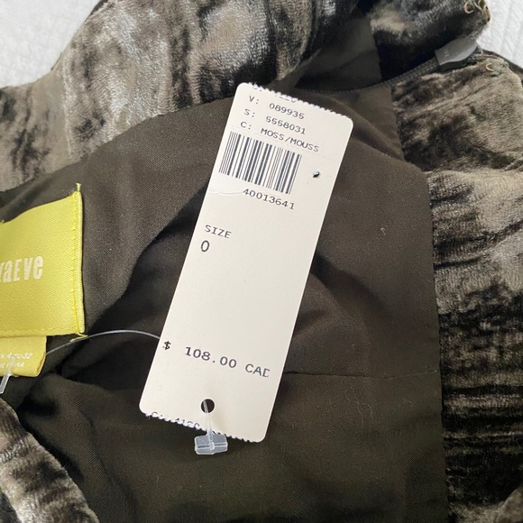 NWT Anthropologie Green Crushed Velvet Skirt - Picture 2 of 4